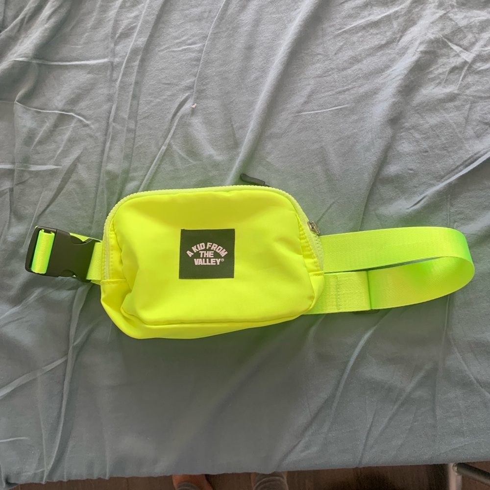 A kid from the valley Fanny pack